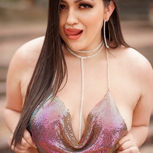 Model - Martina Madisson squirt