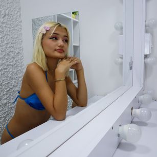 Model - CasidyLu sph