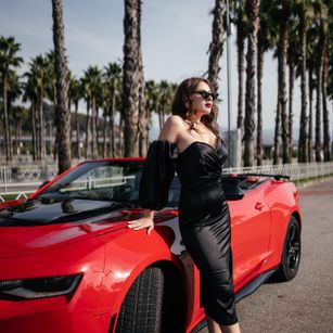 Model - Ella bigboobs