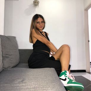 Model - EvelynMiller mistress