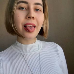 Model - Trasy Stone ass