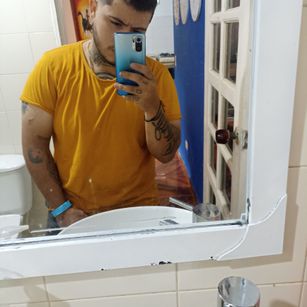 Model - Joel_Salazar deepthroat