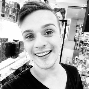 Model - Adam Lawford bigass