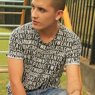 Model - LukeVargas rolplay