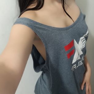 Model - Mia Lozano teen