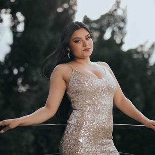 Model - VALERIA ROSEE longhair