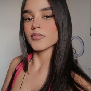 Model - Dulce delgada