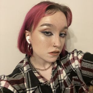 Model - Ada Wong smalltits