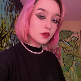 Model - Ada Wong cum