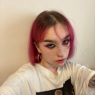 Model - Ada Wong smalltits