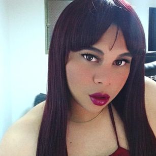 Model - Megan Taylor novia