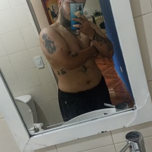 Model - Joel_Salazar deepthroat