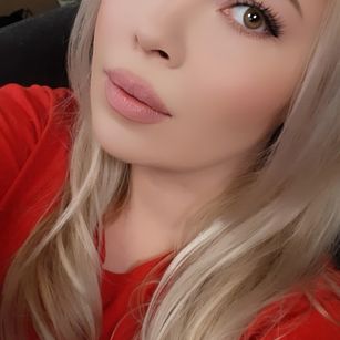 Model - CurvyWhitneyLynn bigass