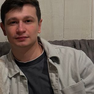 Model - Mark Miller Hot