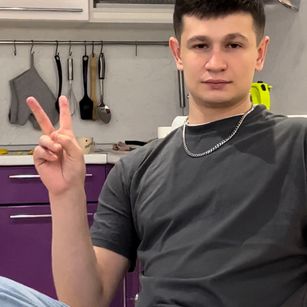 Model - Mark Miller bisexual