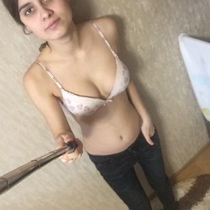 Model - Inna Inna        10