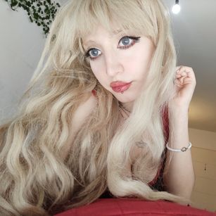 Model - Peachy_Meowii teen