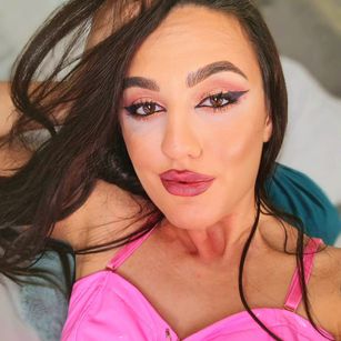 Model - Alice Lynx BOOTY