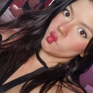 Model - Alondra_sweet hairy