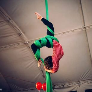 Model - andrea squirt