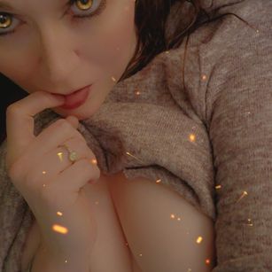 Model - Carmen Corleone smallwaist