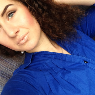 Model - Kate talking