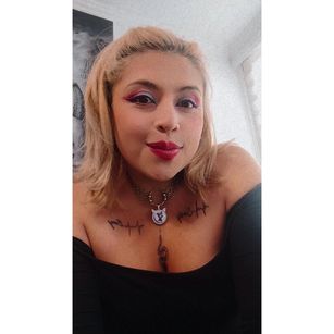 Model - Daniela Molina Umaa femdom