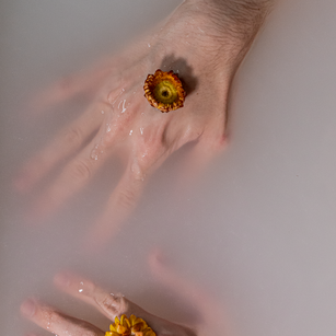 Model - Freddie Lorenz cumshow