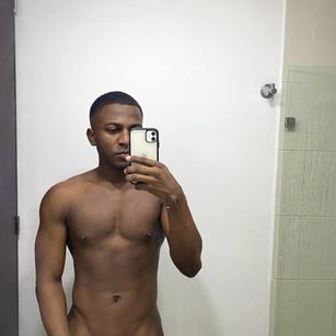 Model - milerjesus bigcock