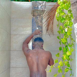 Model - milerjesus bbc