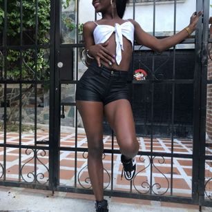 Model - Nia Patherson domination