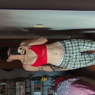 Model - Mami12 Mensajes