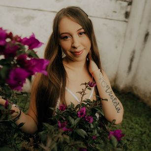 Model - Alisson Royce penetration