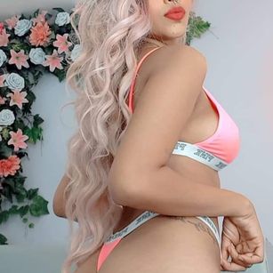 Model - WandaMayson fetish