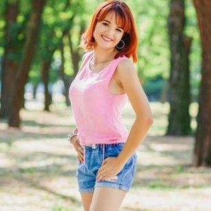 Model - CuteBeauti young