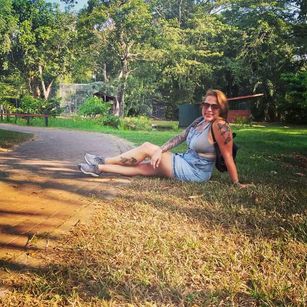 Model - ShanonStone bigbbobs