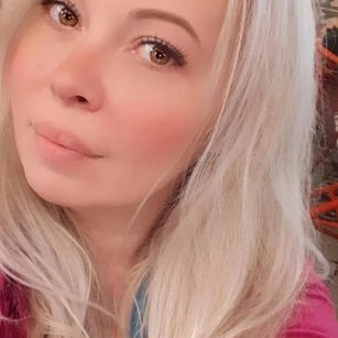 Model - CurvyWhitneyLynn roleplay