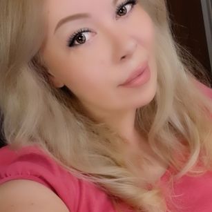 Model - CurvyWhitneyLynn mature