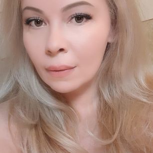 Model - CurvyWhitneyLynn curvy