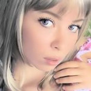 Model - CurvyWhitneyLynn milf