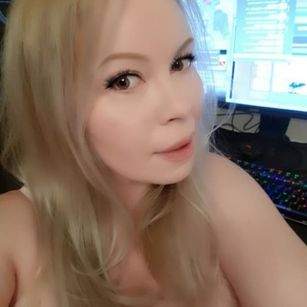 Model - CurvyWhitneyLynn roleplay