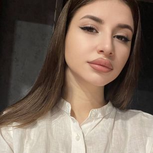 Model - Hines_Arline bigass