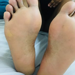 Model - Bustyzii dancing