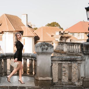 Model - MaeveSander joi