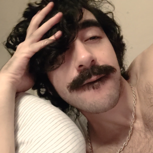 Model - Geraldo_Rivera casual