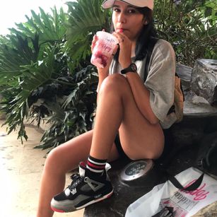 Model - Liz_23 joven