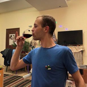 Model - BeltonPlay bigcock