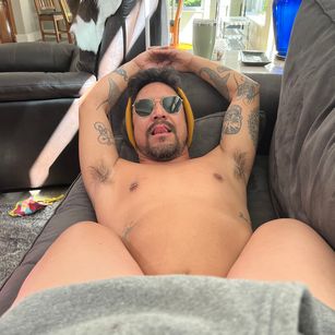 Model - Brooklyn and Lalo friendly