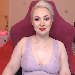 Model - Miss Lexy Gold feet