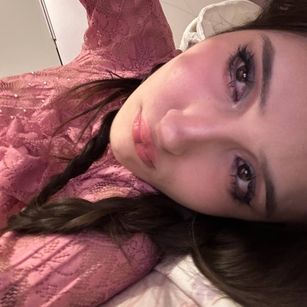 Model - Joana fingering